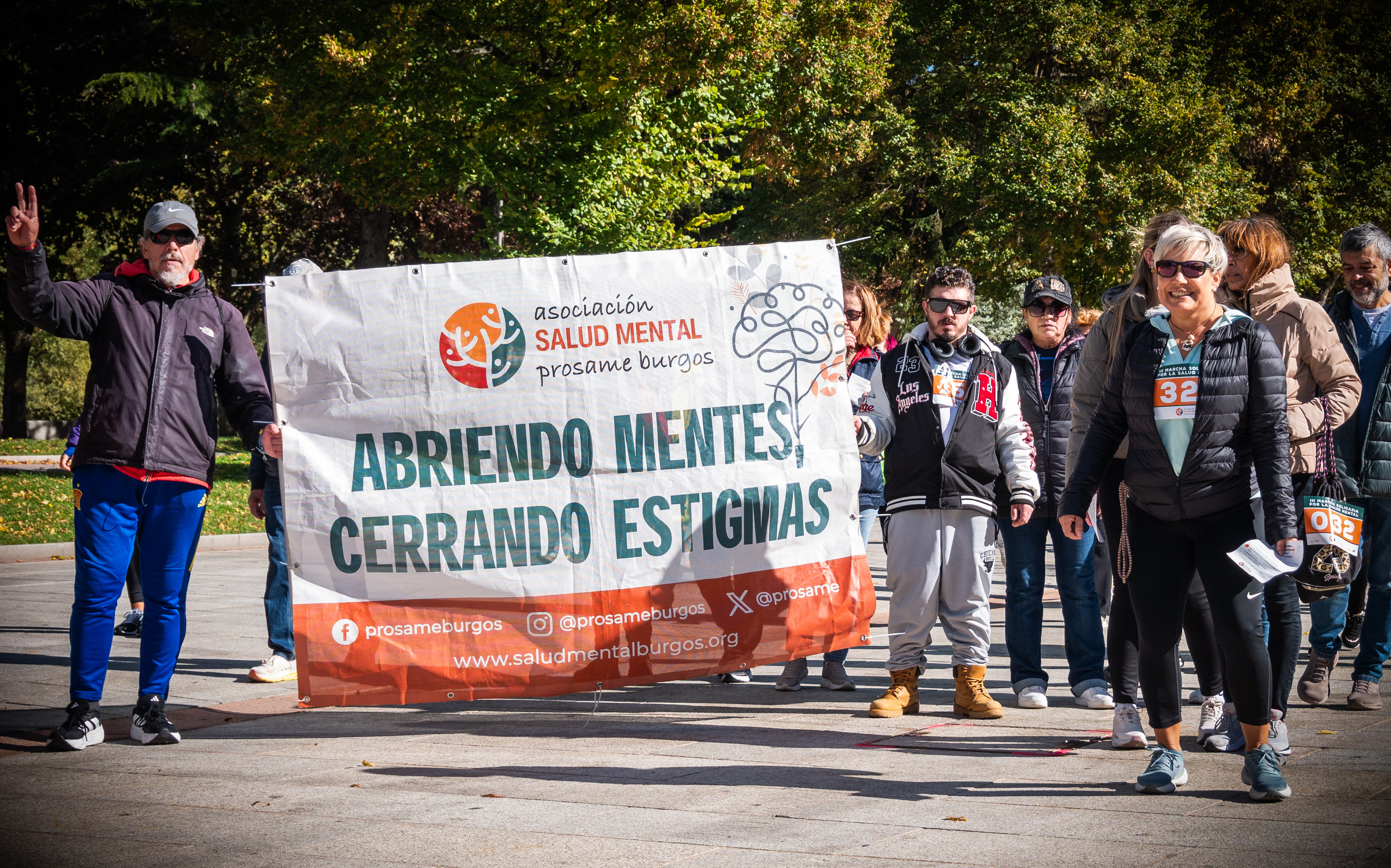 MÁS DE 400 PERSONAS EN LA III CAMINATA POR LA SALUD MENTAL